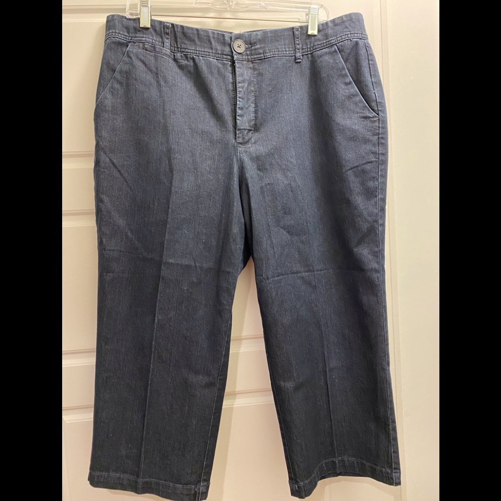 Christopher & Banks dark denim capris, size 14